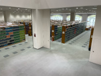 図書館の地下1階