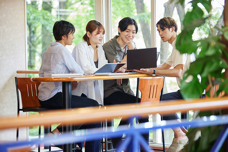 ラウンジ_グループ学習