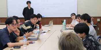 法学科政治コース佐藤ゼミ（現代日本政治）