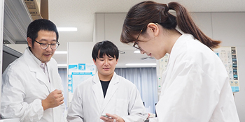 バイオマス・超分子材料学研究室